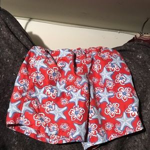Vineyard vines trunks